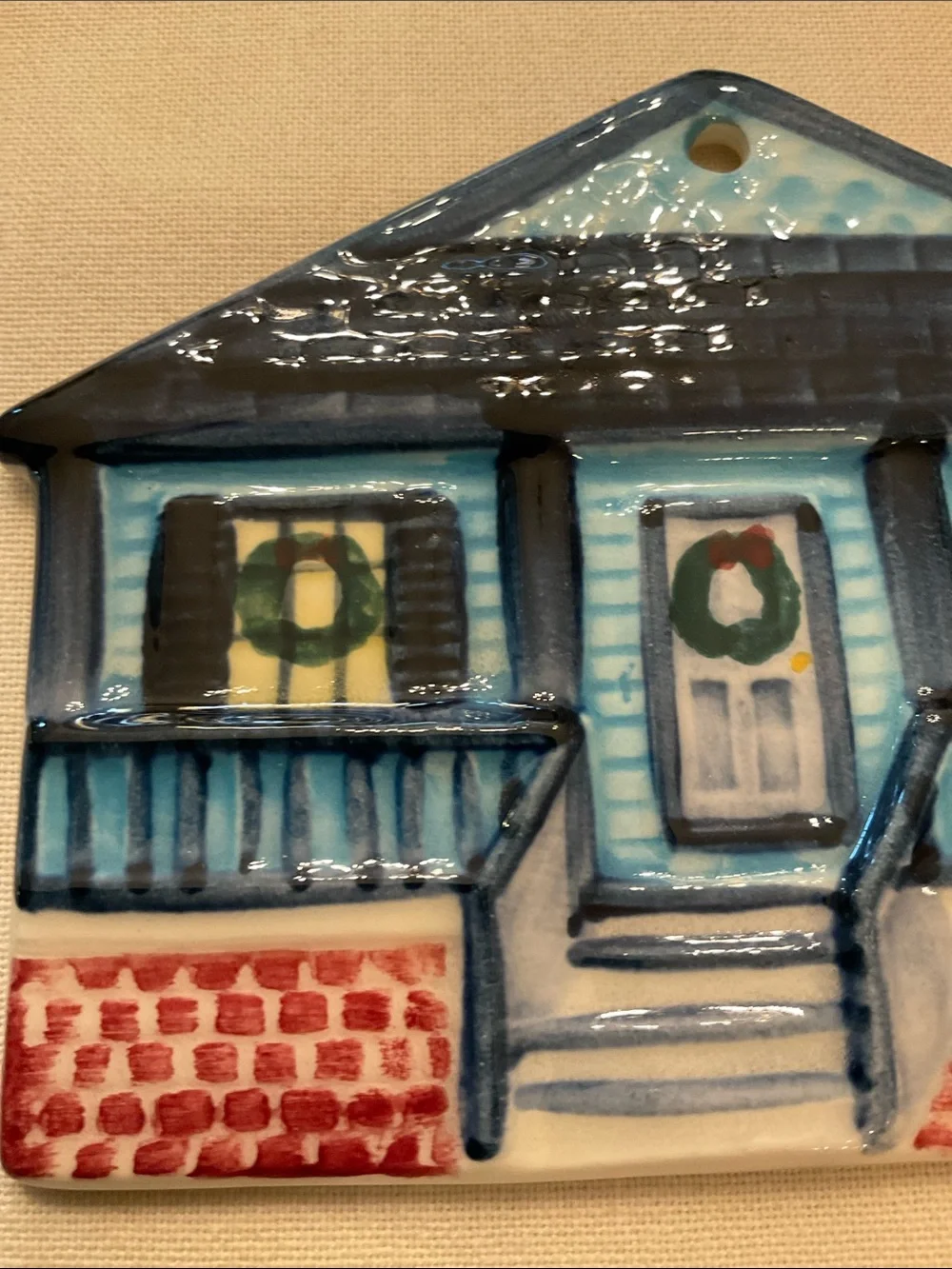 Wonderful Gail Pittman House Ornament or wall hanging.  5” x4”.  Mint condition